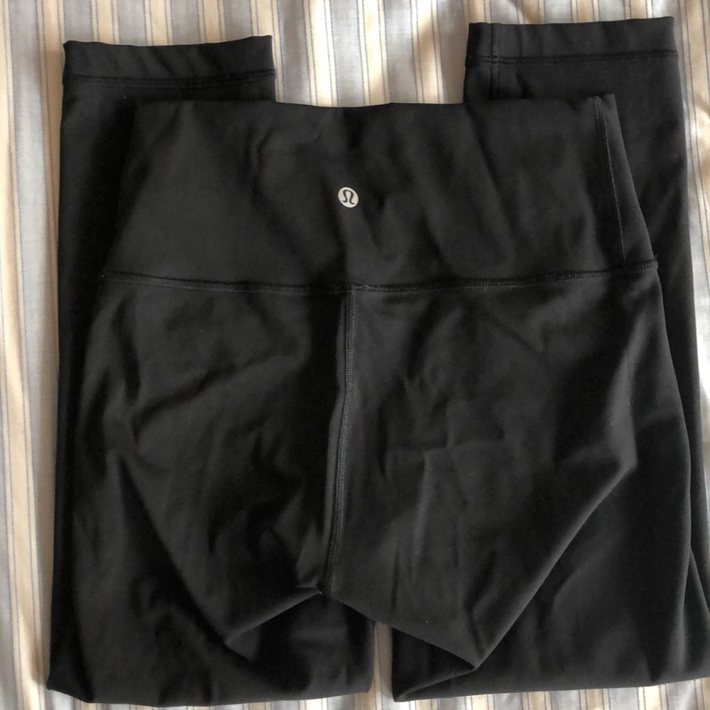 Lululemon wunder under HR 21”